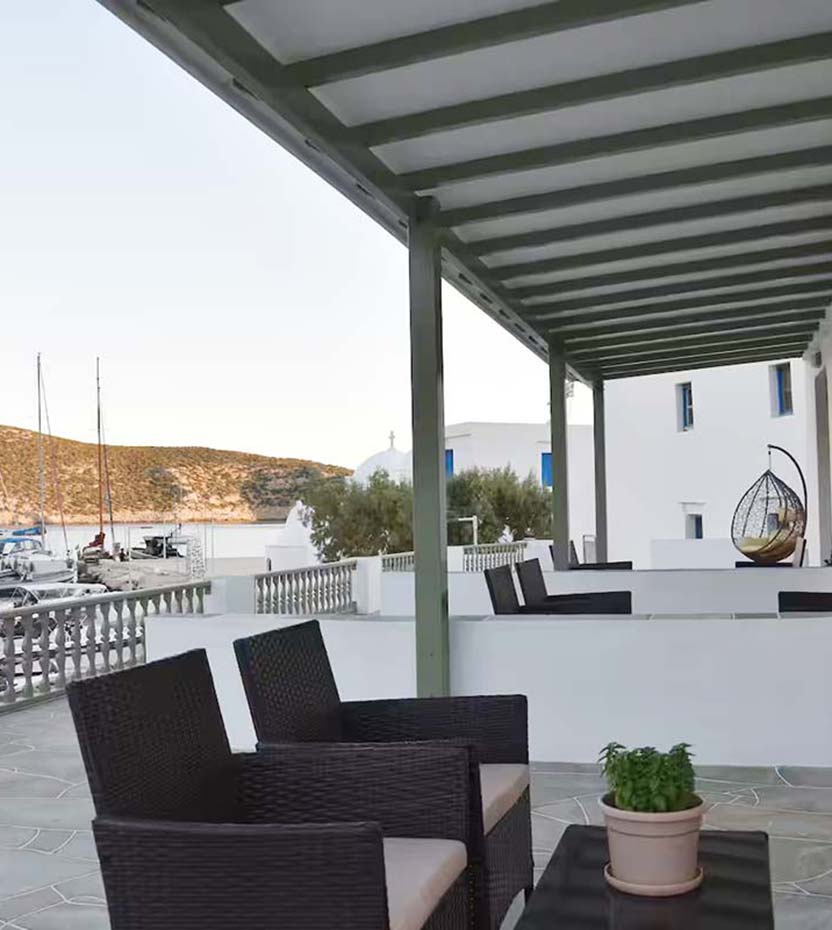 Veranda with sea view
